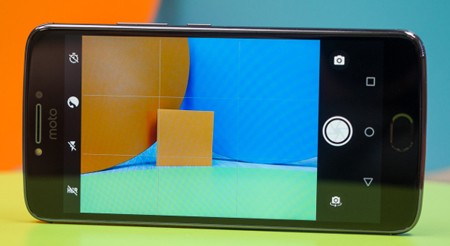 Смартфон Moto E4 Plus