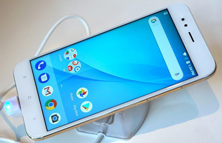 Смартфон Xiaomi Mi A1